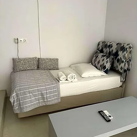Szálloda Ostria Village Íosz