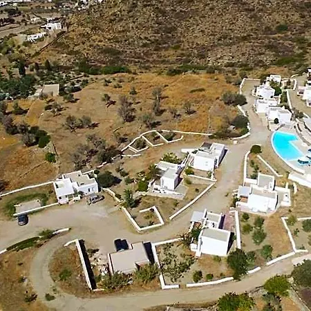 Ostria Village 3*