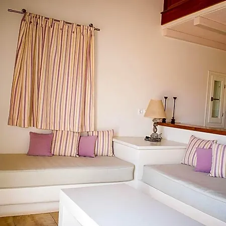Szálloda Ostria Village Íosz